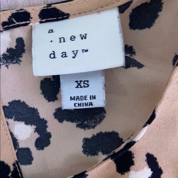 Cheetah top - Picture 3 of 4